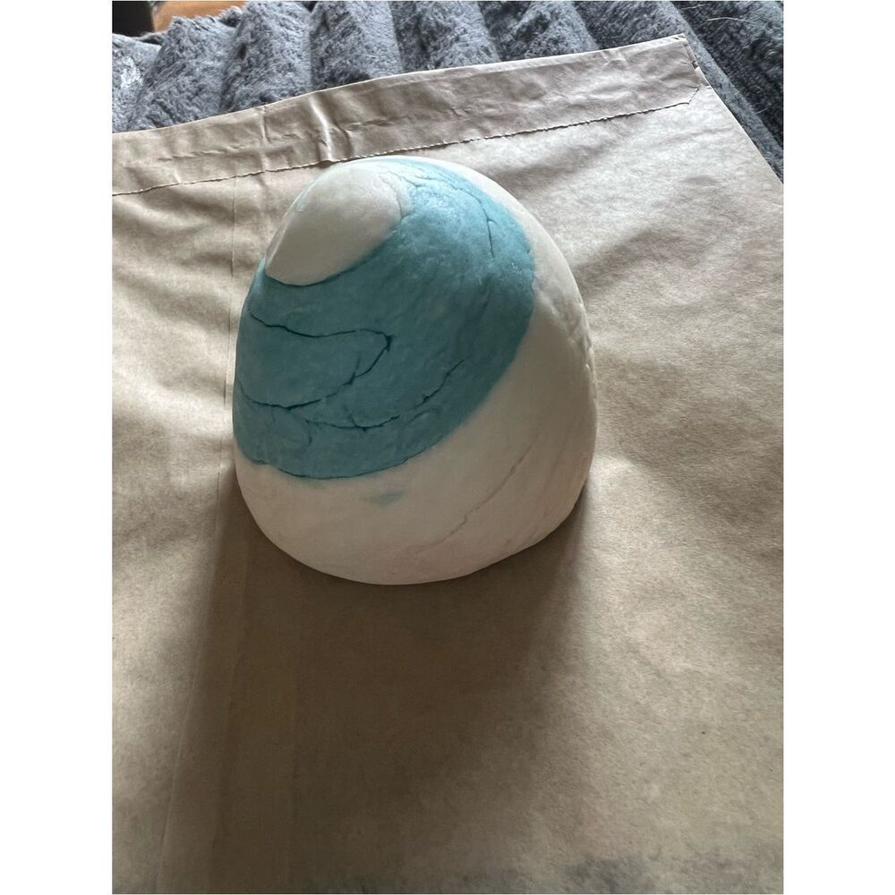 Lush Blue Skies and Fluffy Clouds Bubble Bar DISCONTINUED - Picture 7 of 7